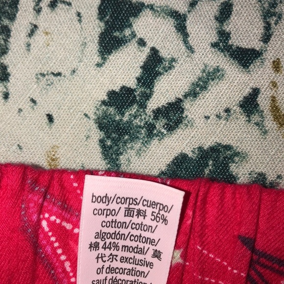Victoria’s Secret small star print pajama pants - Picture 11 of 11